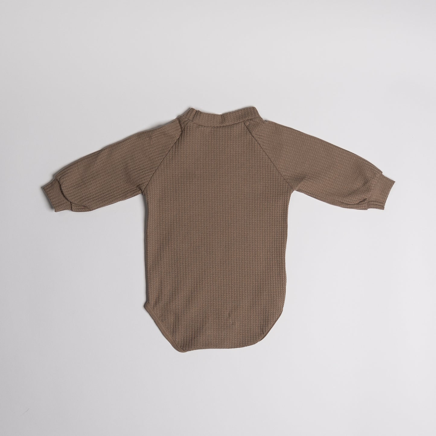 Body z dolgimi Rokavi in Ovratnikom - WaffleSoft