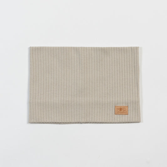 Šal Cev iz Rebrastega Materiala